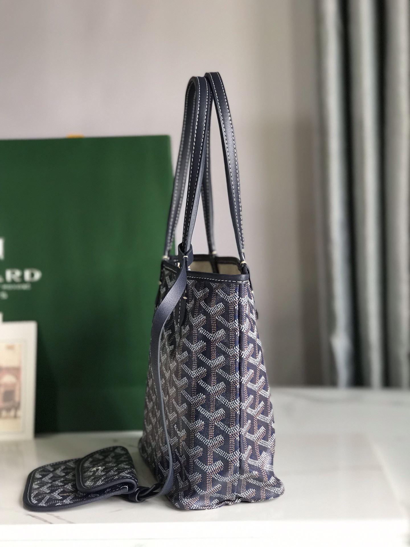 Goyard Shopping Bags